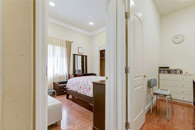 10610 Oak Tree, Sunland, CA 91040