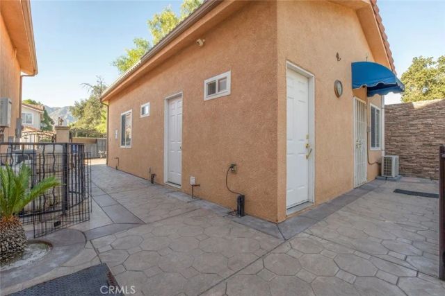 10610 Oak Tree, Sunland, CA 91040