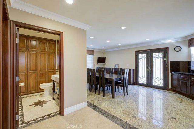 10610 Oak Tree, Sunland, CA 91040