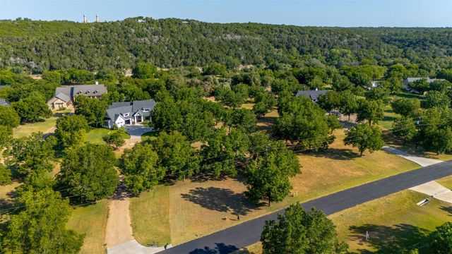 11008 Orchards Boulevard, Granbury, TX 76033