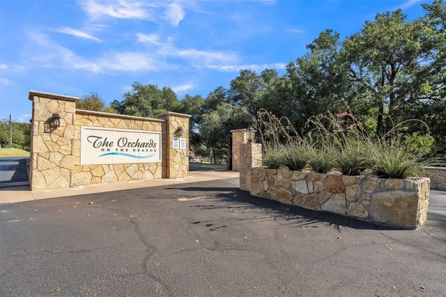 11008 Orchards Boulevard, Granbury, TX 76033