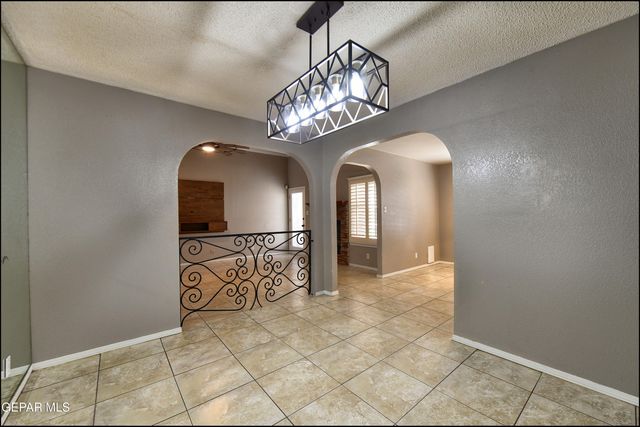 1424 RAINBOW RIDGE Drive, El Paso, TX 79912