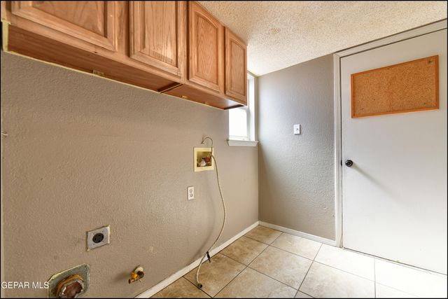 1424 RAINBOW RIDGE Drive, El Paso, TX 79912