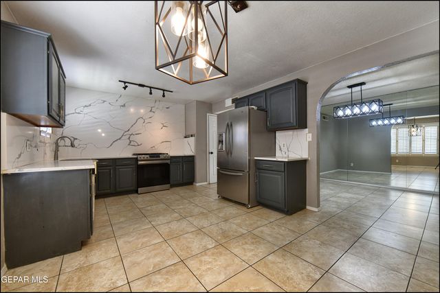 1424 RAINBOW RIDGE Drive, El Paso, TX 79912