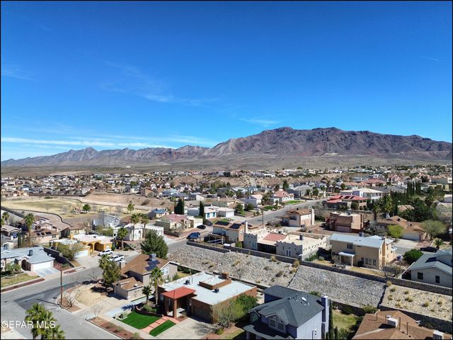 1424 RAINBOW RIDGE Drive, El Paso, TX 79912