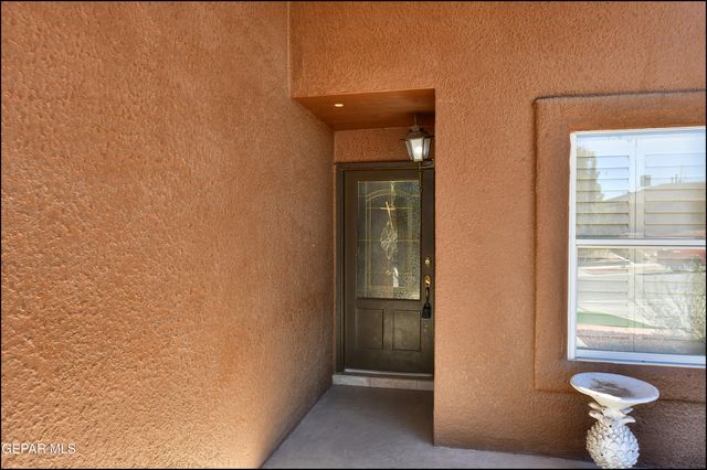 1424 RAINBOW RIDGE Drive, El Paso, TX 79912