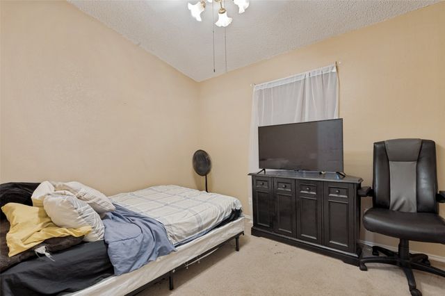 4442 Mercer Street, Grand Prairie, TX 75052