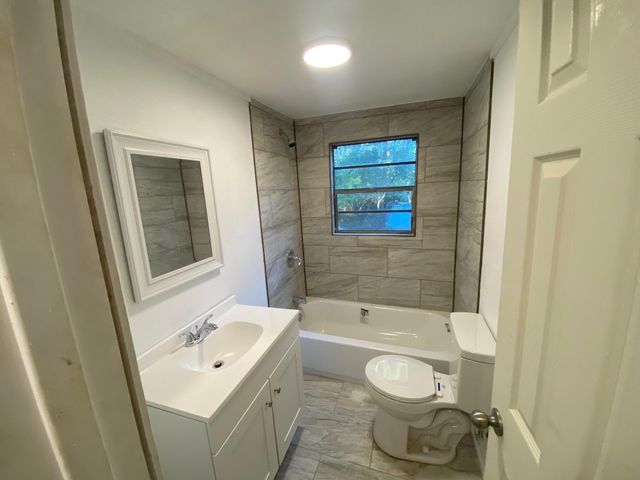 705 Bob Street, Athens, TX 75751