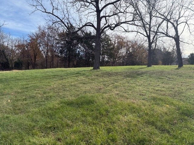 586 Winding Spring Drive, Fayetteville, AR 72703