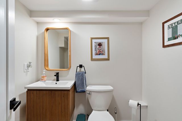 39 Essex St, Boston, MA 02129