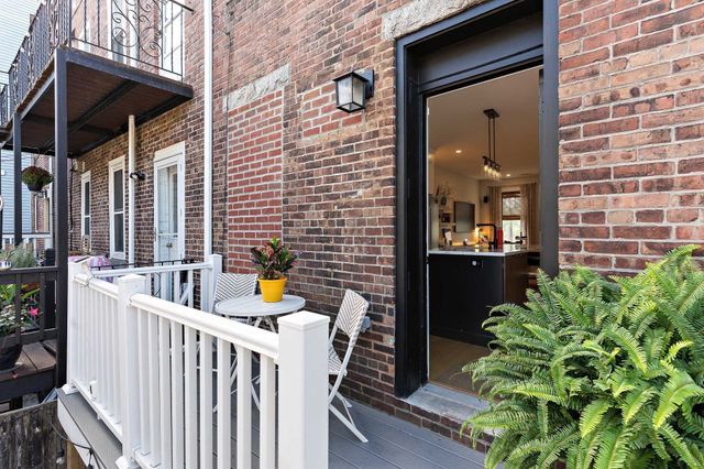 39 Essex St, Boston, MA 02129