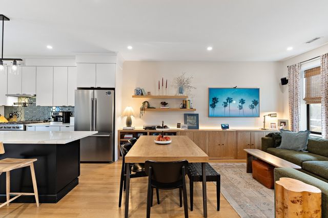 39 Essex St, Boston, MA 02129