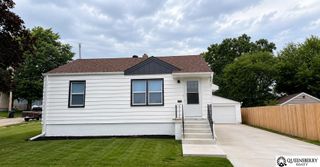 4916 S 41 Street, Omaha, NE 68107