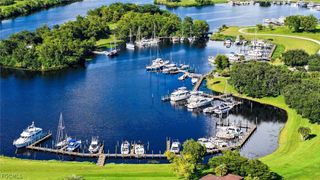 1041 River RUN, Labelle, FL 33935