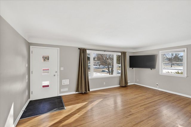 6832 Portland Avenue S, Richfield, MN 55423