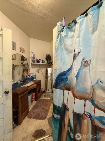 127 Cowlitz Drive, Kelso, WA 98626