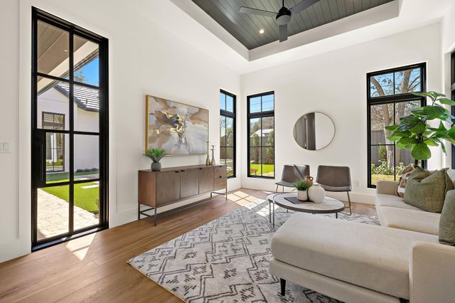 5906 Rickey DR, Austin, TX 78757