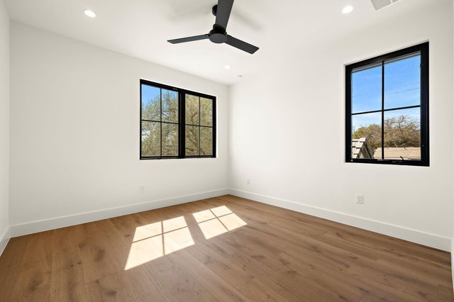 5906 Rickey DR, Austin, TX 78757