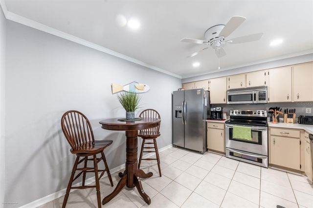 1477 PARK BEACH CIRCLE 11, Punta Gorda, FL 33950