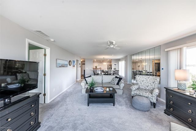 1477 PARK BEACH CIRCLE 11, Punta Gorda, FL 33950