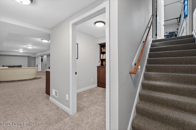 2832 Klondike Ln, Louisville, KY 40218
