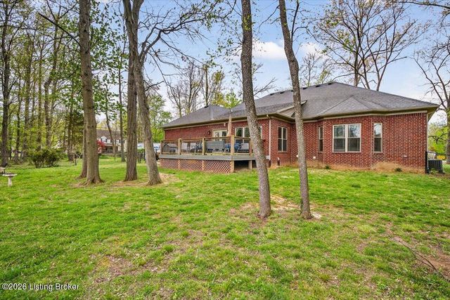 2832 Klondike Ln, Louisville, KY 40218