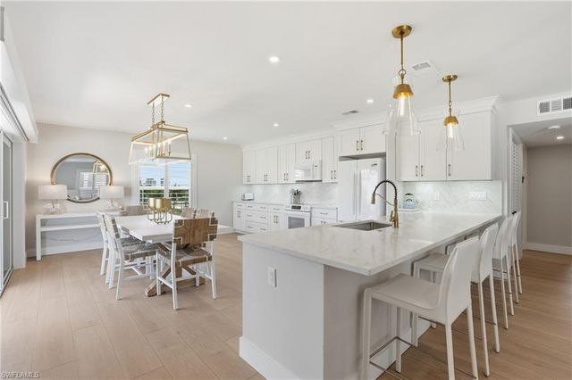 26236 Hickory BLVD 18, Bonita Springs, FL 34134