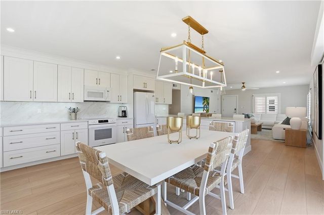 26236 Hickory BLVD 18, Bonita Springs, FL 34134