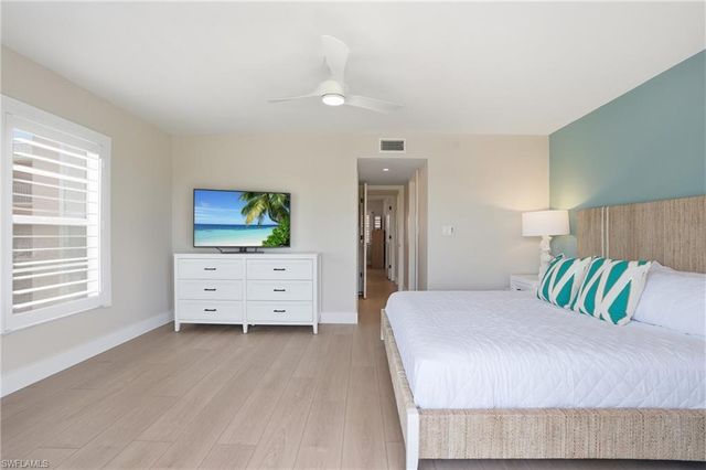 26236 Hickory BLVD 18, Bonita Springs, FL 34134