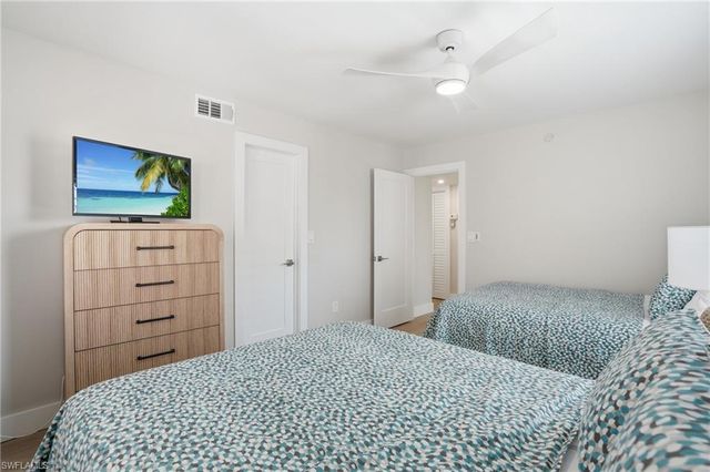 26236 Hickory BLVD 18, Bonita Springs, FL 34134