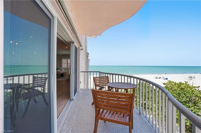 26236 Hickory BLVD 18, Bonita Springs, FL 34134