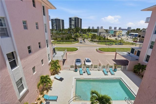 26236 Hickory BLVD 18, Bonita Springs, FL 34134