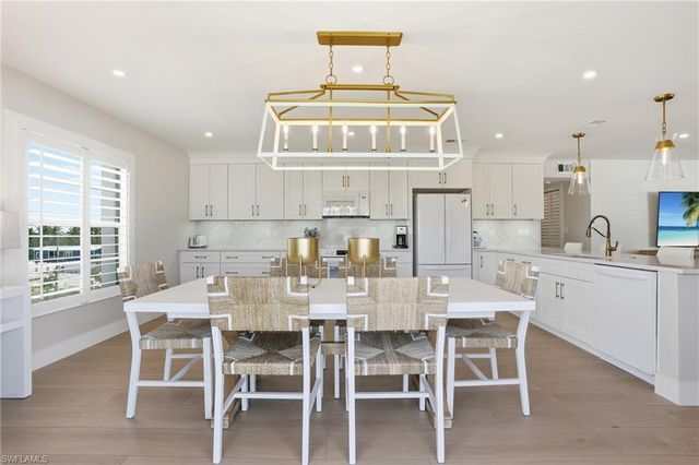 26236 Hickory BLVD 18, Bonita Springs, FL 34134