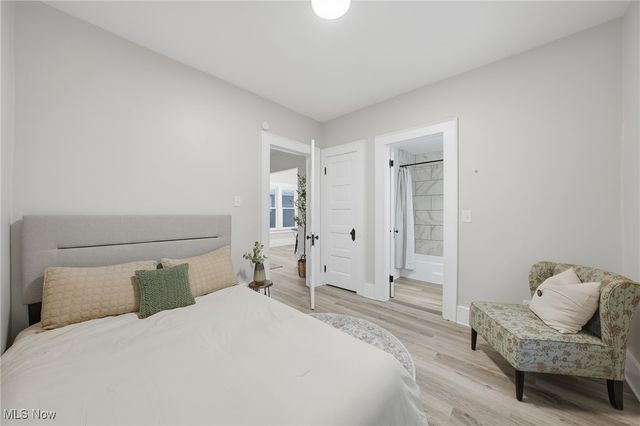 1037 Pitkin Avenue, Akron, OH 44310