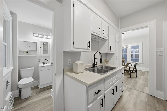 1037 Pitkin Avenue, Akron, OH 44310