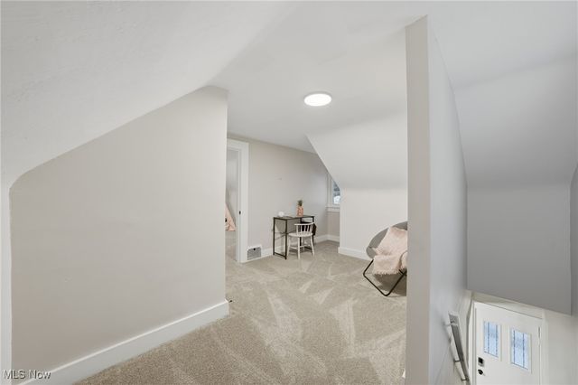 1037 Pitkin Avenue, Akron, OH 44310