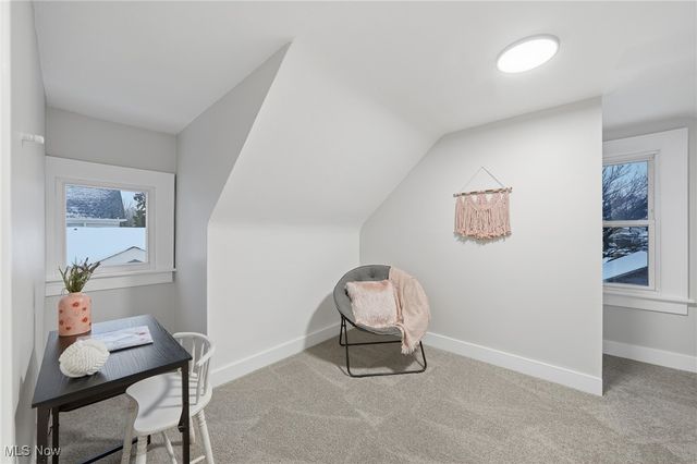 1037 Pitkin Avenue, Akron, OH 44310