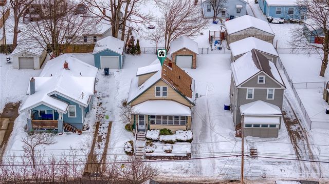 1037 Pitkin Avenue, Akron, OH 44310