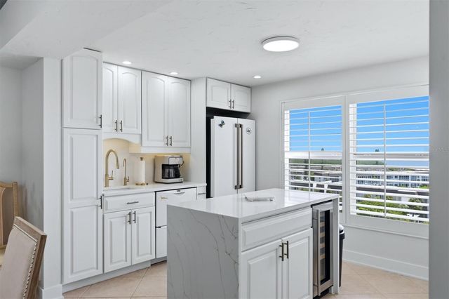 4401 GULF OF MEXICO DRIVE 907, Longboat Key, FL 34228