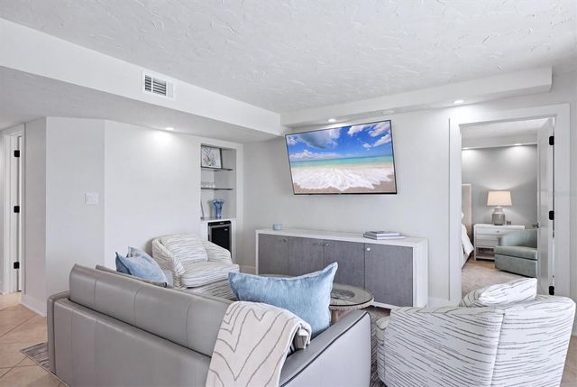 4401 GULF OF MEXICO DRIVE 907, Longboat Key, FL 34228