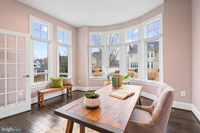 124 BULLARD CIR, Rockville, MD 20850