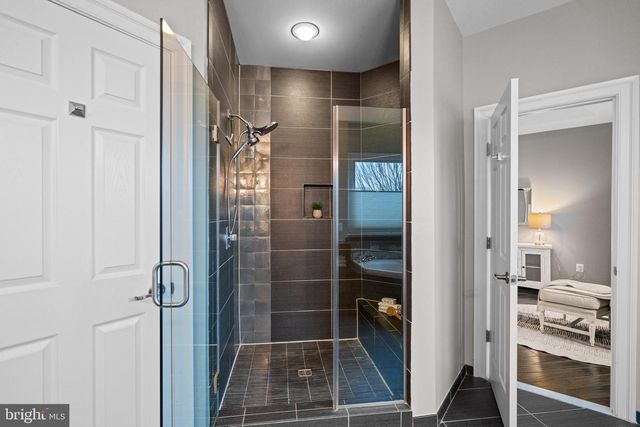 124 BULLARD CIR, Rockville, MD 20850