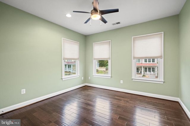 124 BULLARD CIR, Rockville, MD 20850