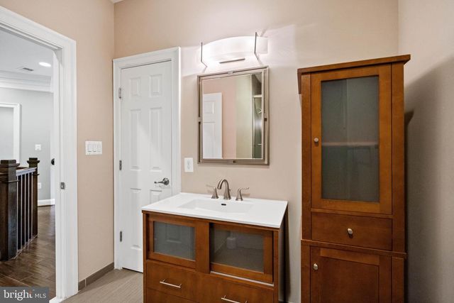 124 BULLARD CIR, Rockville, MD 20850