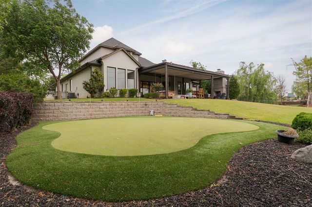 2680 S Loblolly Lane, Edmond, OK 73012