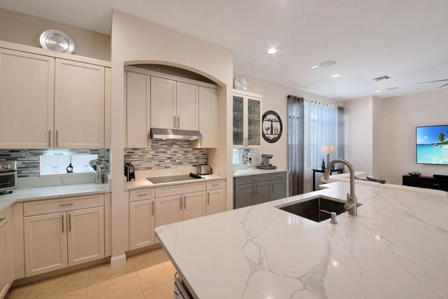 6874 Houlton Circle, Lake Worth, FL 33467