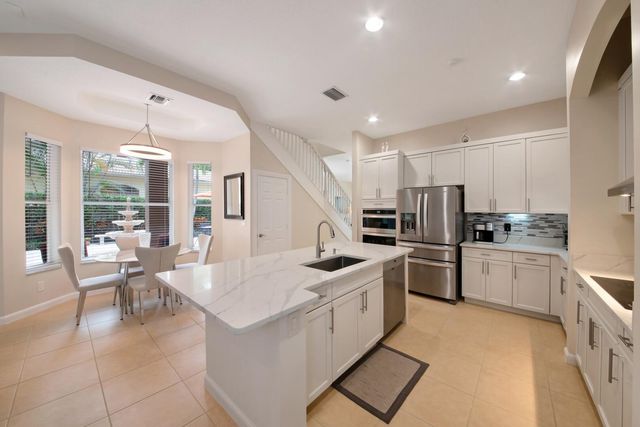 6874 Houlton Circle, Lake Worth, FL 33467