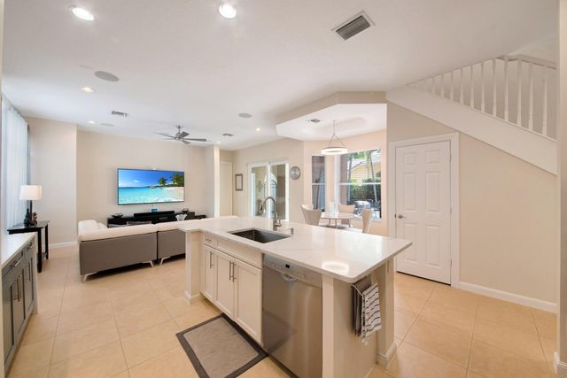 6874 Houlton Circle, Lake Worth, FL 33467