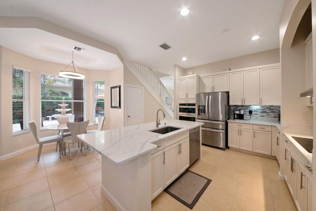 6874 Houlton Circle, Lake Worth, FL 33467