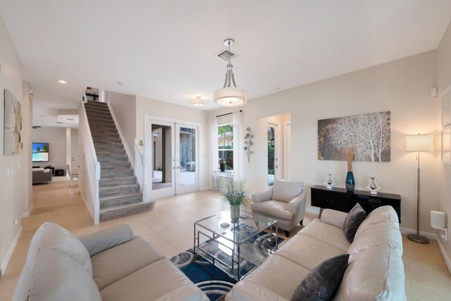 6874 Houlton Circle, Lake Worth, FL 33467